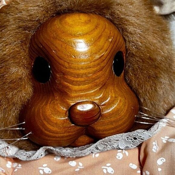 Robert Raikes 15" Aunt MaryLou Wooden Face Bunny Rabbit Plush Toy - Picture 2 of 6